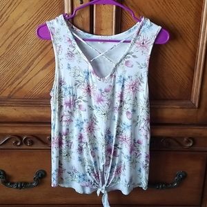Caution to the Wind Criss Cross Front Tie Floral Top S